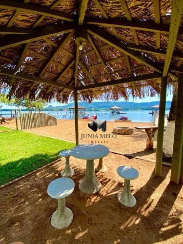 Rancho com 4 dormitórios à venda, 220 m² por R$ 2.200.000,00 - Condominio Enseada da Front