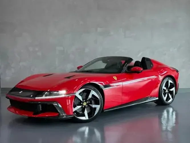 Ferrari 12Cilindri Spider 6.5 V12 830cv 2026