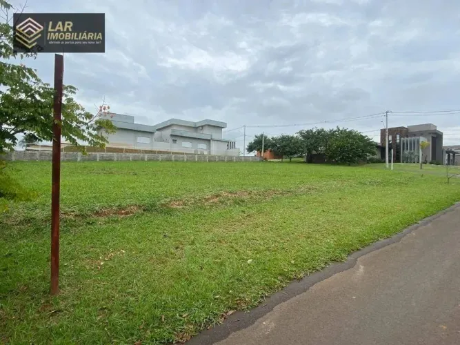 Terreno à venda, 1100 m² por R$ 500.000,00 - Residencial Parque Laguna I - Botucatu/SP