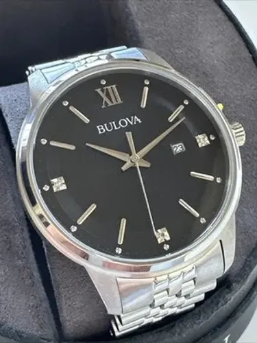 Relógio  Bulova masculino Classic Diamond Accents Date 41MM 96D151