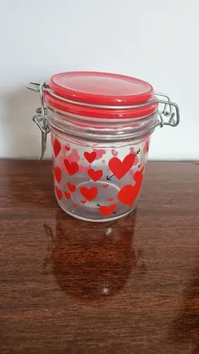 Pote de vidro corações