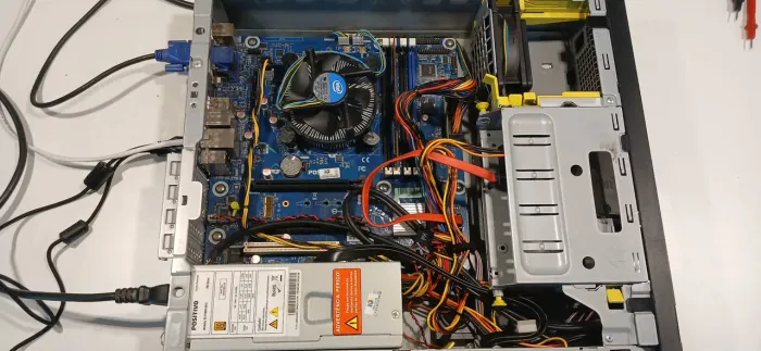 cpu i3 6300 + 4 gb RAM DDR4
