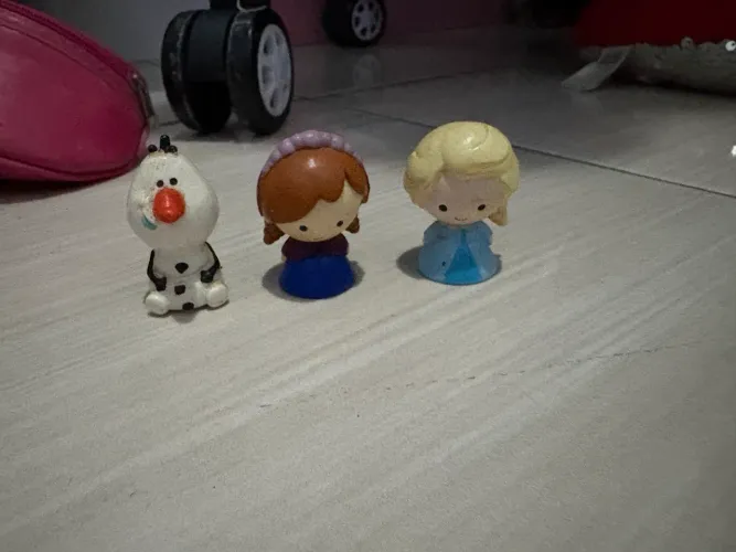 Bonecos miniatura filme frozen 