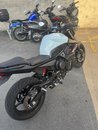 Vendo xj6 2012