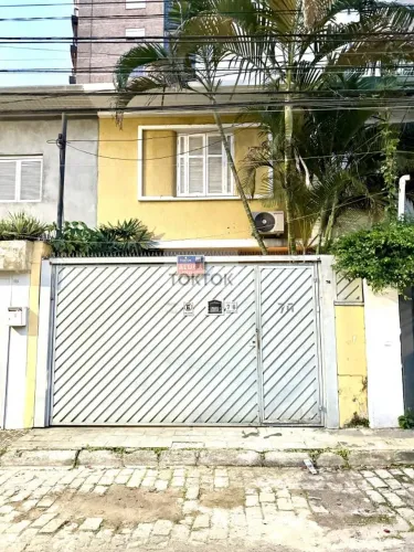 Casa para Locação em São Paulo, Pinheiros, 2 dormitórios, 2 banheiros