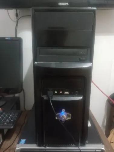 CPU Computador Intel Processador Intel i3 com Windows 10 Instalado