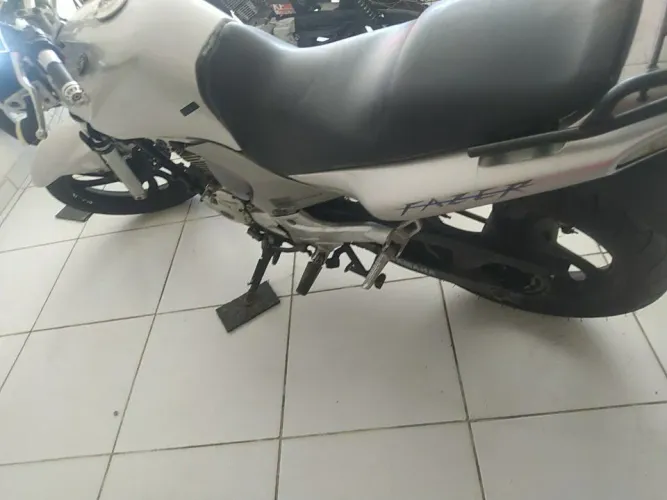 Fazer 250 cilindradas 12.500