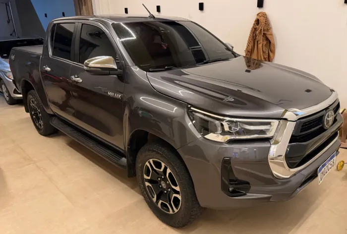 Toyota Hilux CD SRX 4X4 2.8 TDI 16V Diesel Aut. 2021