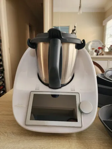Thermomix TM6 *PRATICAMENTE NOVA*