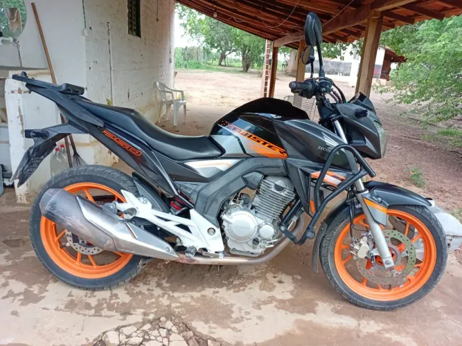 VENDE SÉ  PRIMEIRISSIMA