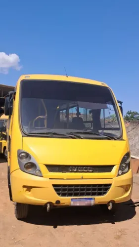 Micro-onibus 30 lugares iveco cityclass 70c17 30