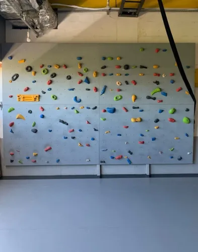 Parede de escalada profissional