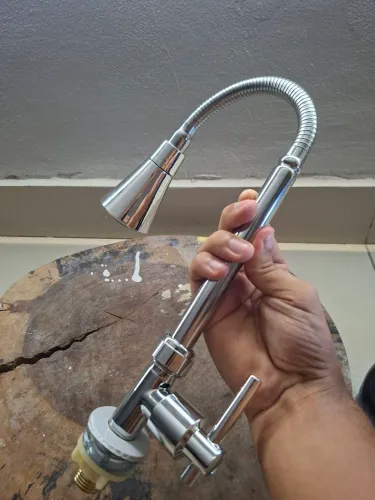 Torneira Gourmet com Ducha Flexível
