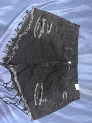 Short jeans