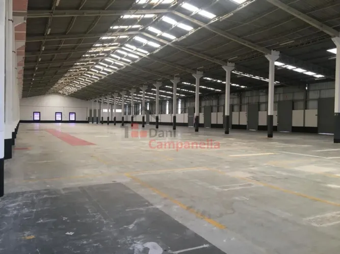 Excelente Barracão Comercial para Alugar na Faisqueira em Pouso Alegre com 3.900 M² constr