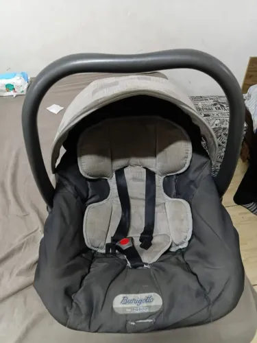 Bebê conforto Burigotto