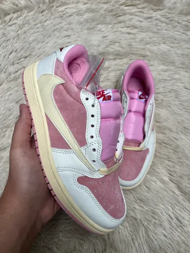 Tênis Nike Air Jordan 1 Low Travis Scott Shy Pink 37br
