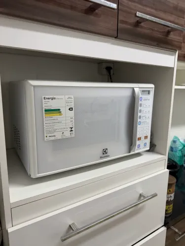 Micro-ondas Electrolux Blue Touch, modelo MB41G