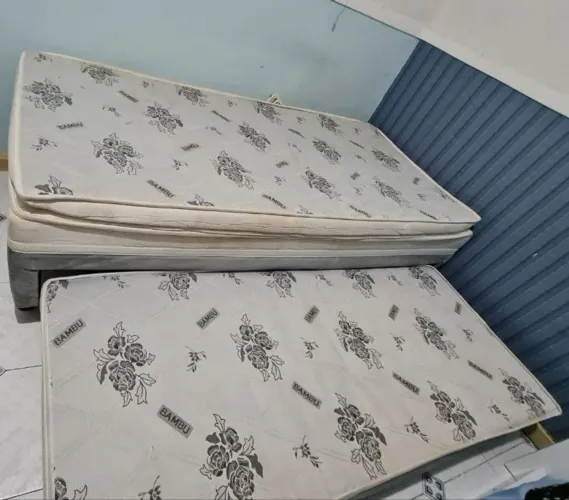 Cama box solteiro com auxiliar 