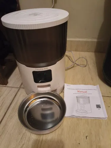Comedouro automático newpet cães e gatos wi-fi 