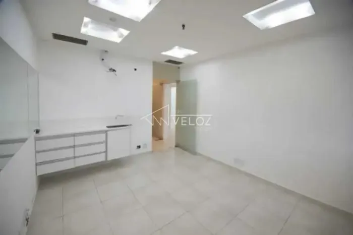 Sala : / Comercial / Ipanema