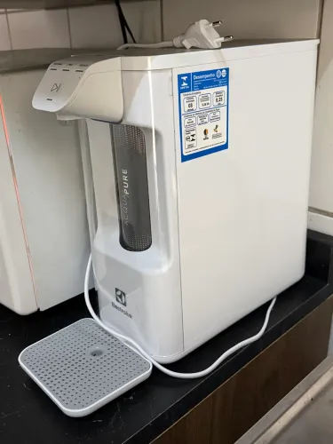 Vendo purificador de água Electrolux