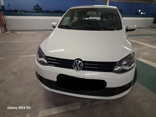 Volkswagen Fox 1.0 MI Total Flex 8V 5P 2013