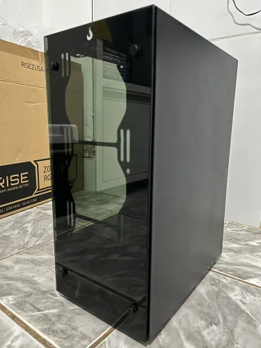 GABINETE Rise Mode mid Tower Glass 06