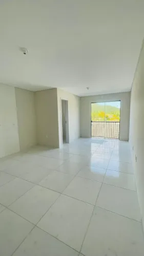 Studio Pronto para morar no Ribeirão da Ilha - Com vaga de garagem