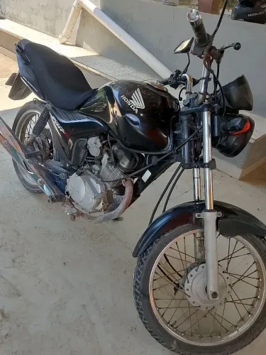 Vendo ou troco por carro em dia
