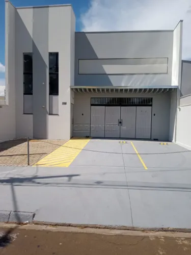Comercial Galpão em São Carlos