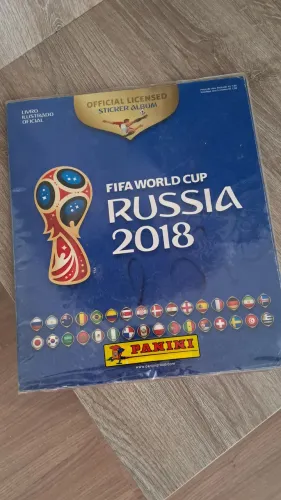 Álbum Copa do Mundo 2018 - AUTOGRAFADO pelo CAFU 