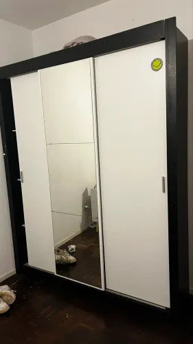 Guarda-roupa