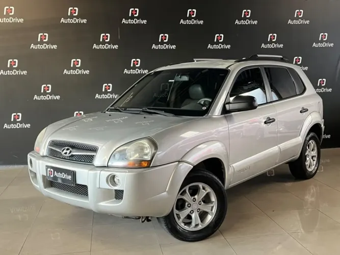 Hyundai Tucson 2.0 16V Mec. 2012