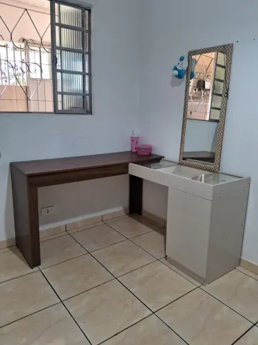 Vendo Penteadeira em L