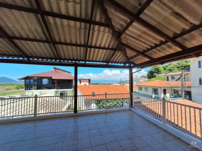 Casa Saco dos Limões