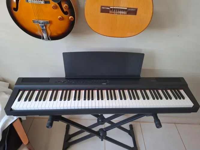 Piano Yamaha P-125 EXCELENTE ESTADO!!