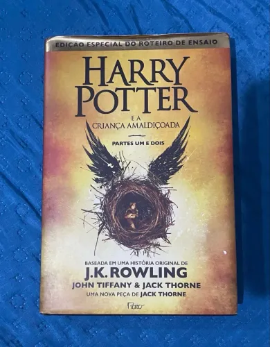Livro Harry Potter CAPA DURA!