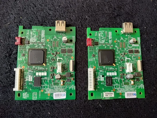 Placa USB Máquina de Bordar Brother 1430 ( com defeito)