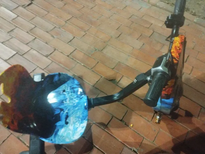Triciclo elétrico