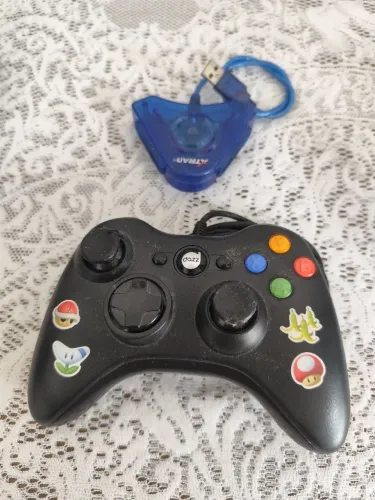 Controles pra retirar peças.