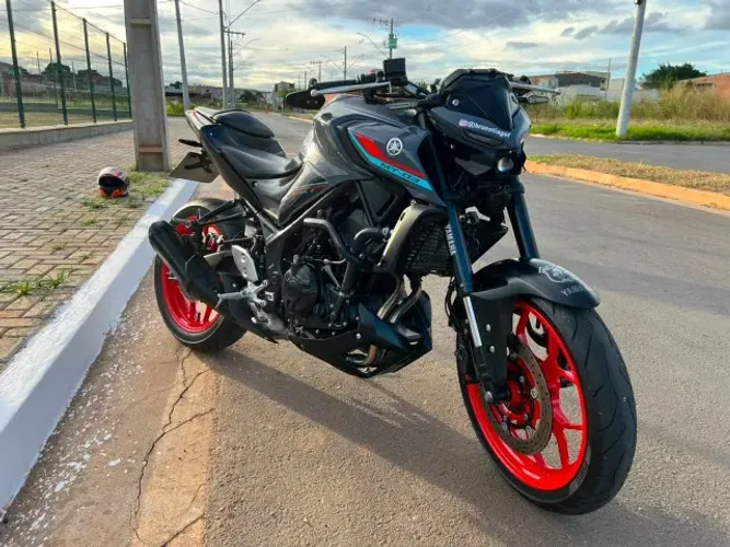 YAMAHA MT-03 2022 CINZA/LARANJA