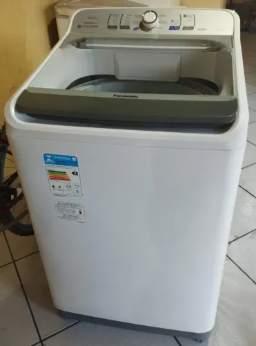 Lavadora de roupas Panasonic 12 KG, 1 ano de uso