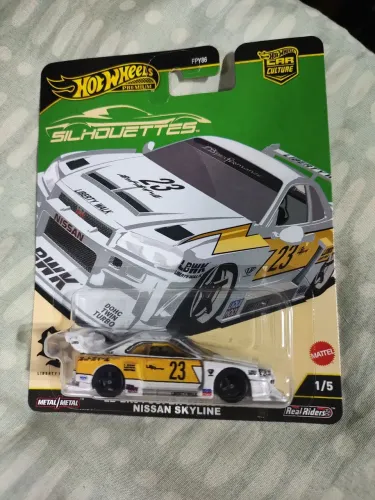 Hot Wheels Premium Nissan Skyline Libert Walk