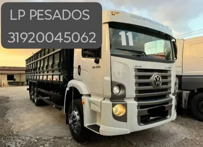 VW TRUCK CARROCERIA GRANDELEIRO2011