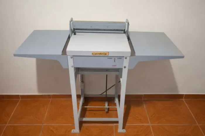 Maquina Encadernadora Elétrica Profissional Para Gráficas e Papelarias