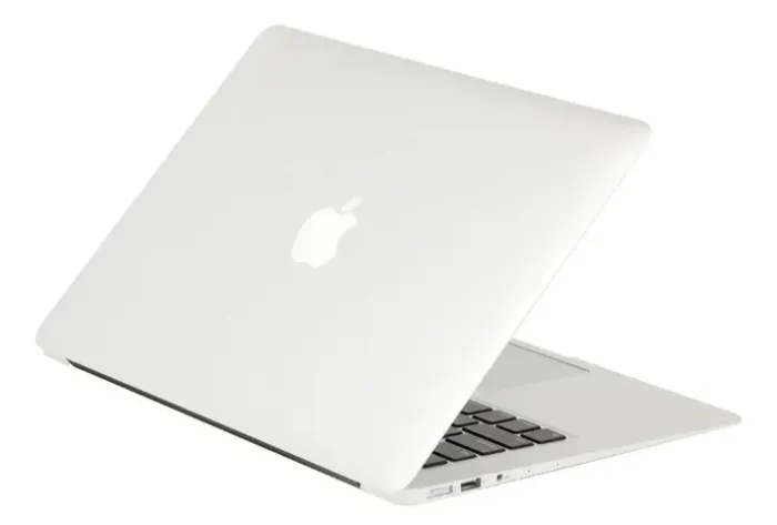Macbook air 13 inch, core i5 8gb 128gb