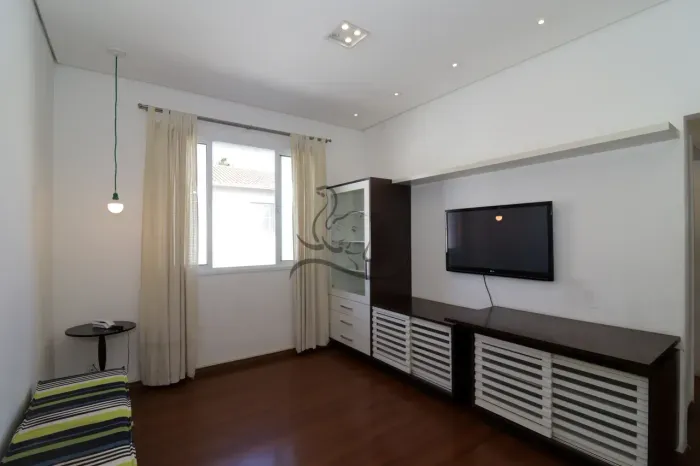 Apartamento 2 quartos varanda 1 vaga - 15 minutos do metrô Praça da Árvore