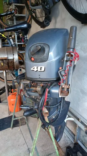Vendo Yamaha 40HP partida elétrica
