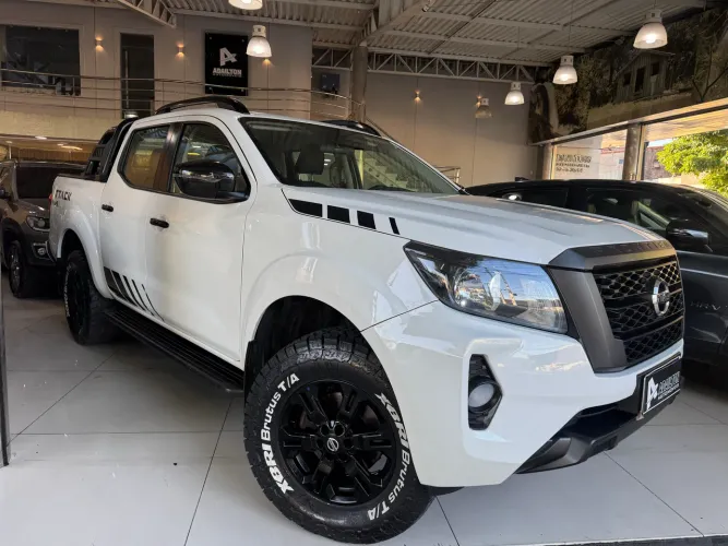Nissan Frontier Attac.cd 4X4 2.3 Bi-TB Die. AUT 2023
